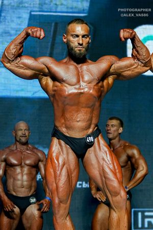 CLASSIC PHYSIQUE +178
